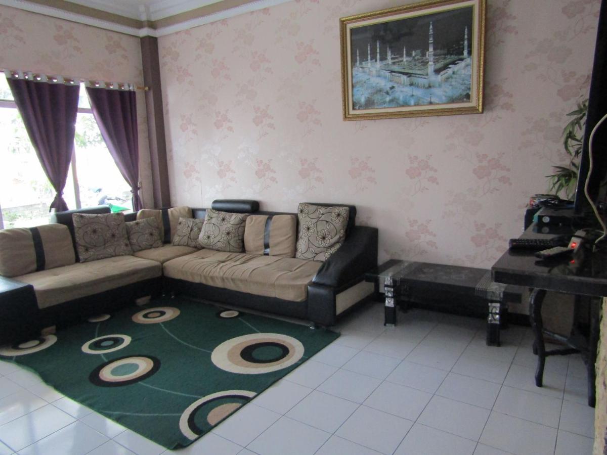 Penginapan Melati Sarangan Dış mekan fotoğraf