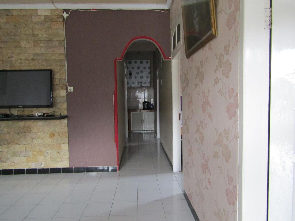 Penginapan Melati Sarangan Dış mekan fotoğraf